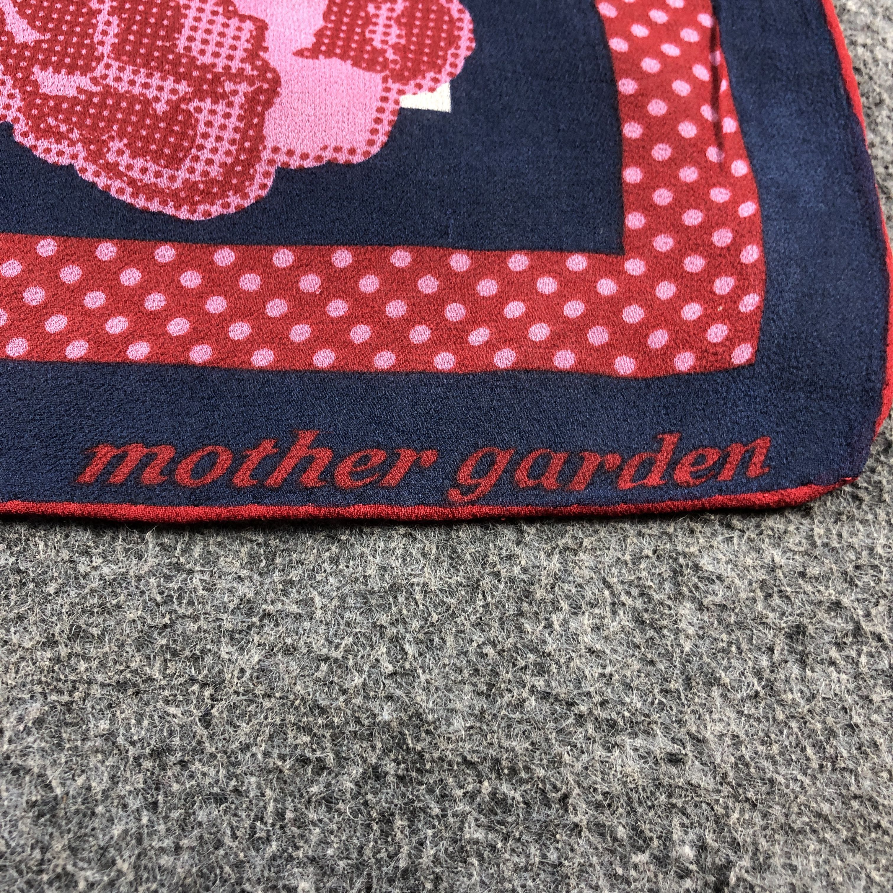 Vintage Mother Garden Floral Hand Rolled Silk Scarf M1066 Size ONE SIZE - 5 Thumbnail