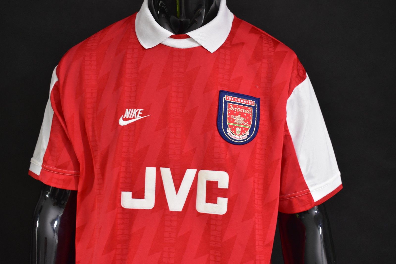 Nike GUNNERS 1995-96 NIKE ARSENAL FC Home Football Shirt (SIZE L) Size US L / EU 52-54 / 3 - 3 Thumbnail