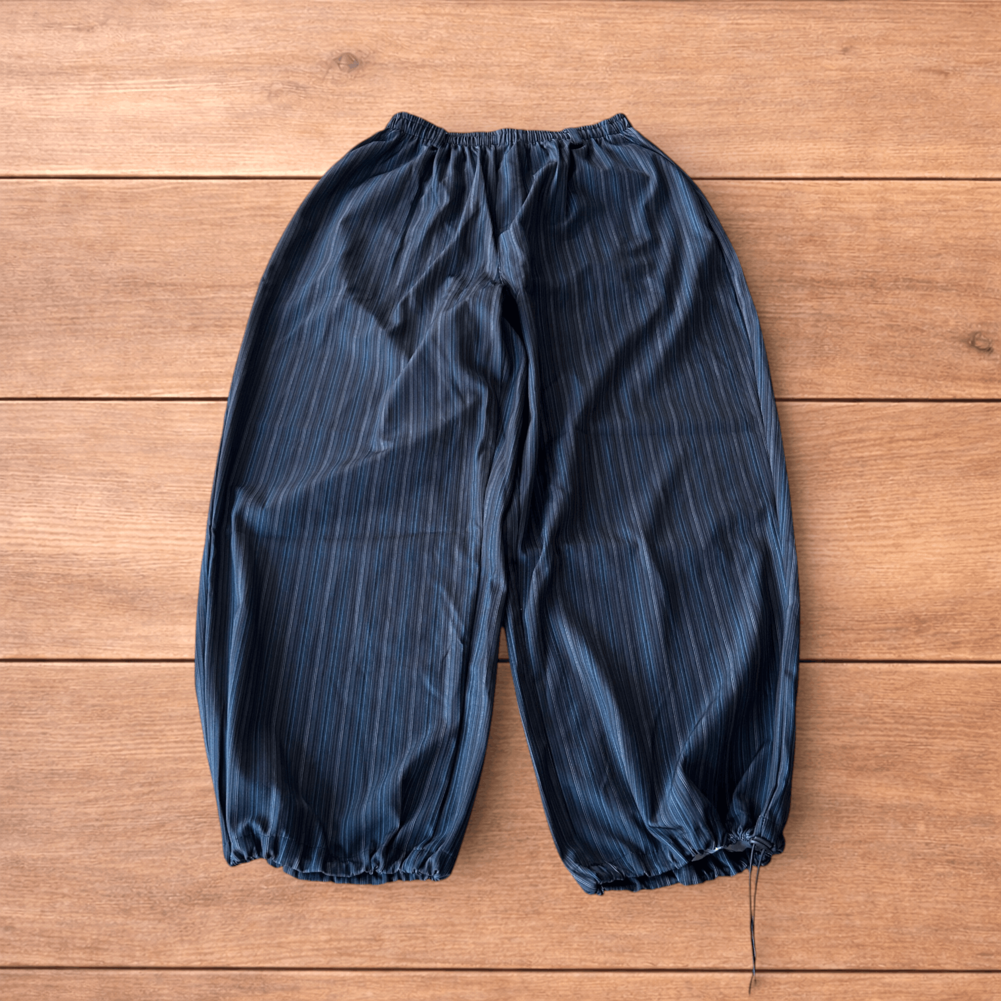 Japanese Brand Vintage style baggy wide leg striped trousers in blue. Size US 32 / EU 48 - 1 Thumbnail
