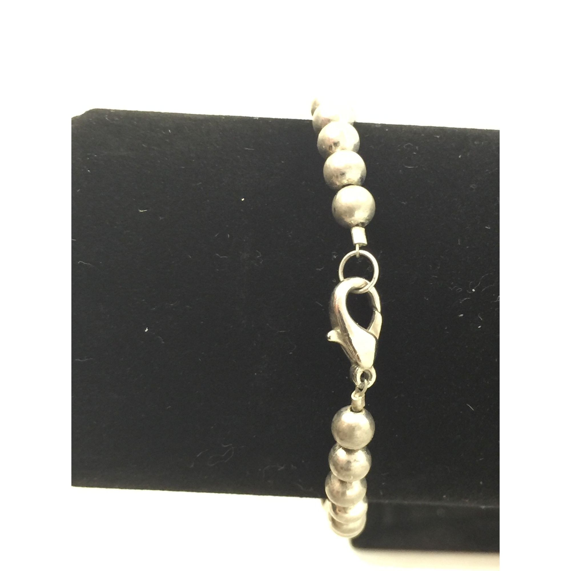 Other Women's Silver Beaded Bracelet with Clasp Size ONE SIZE - 6 Thumbnail