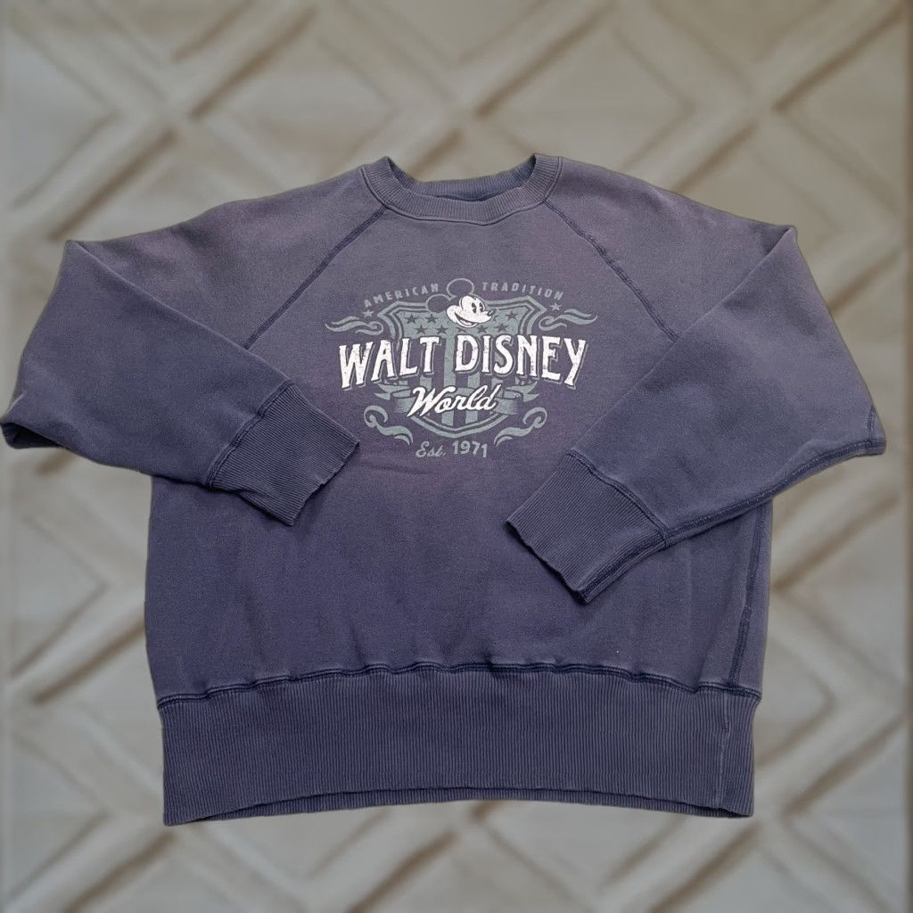 Disney VINTAGE Disney Parks Mickey Mouse Sweatshirt Mens Large Blue Crew Neck Casual Size US L / EU 52-54 / 3 - 1 Thumbnail