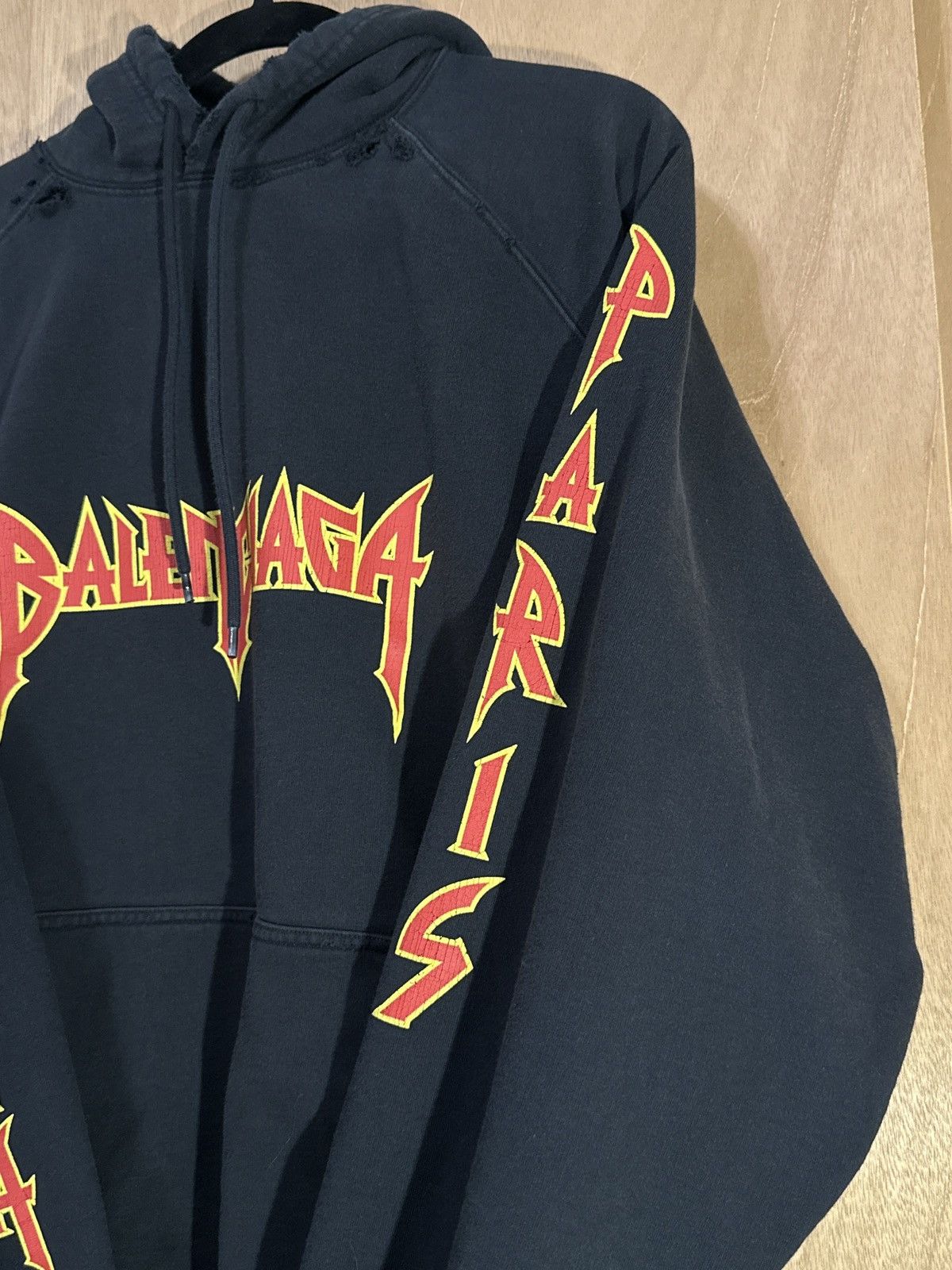 Balenciaga Balenciaga Metal Logo Hoodie Size US L / EU 52-54 / 3 - 2 Thumbnail