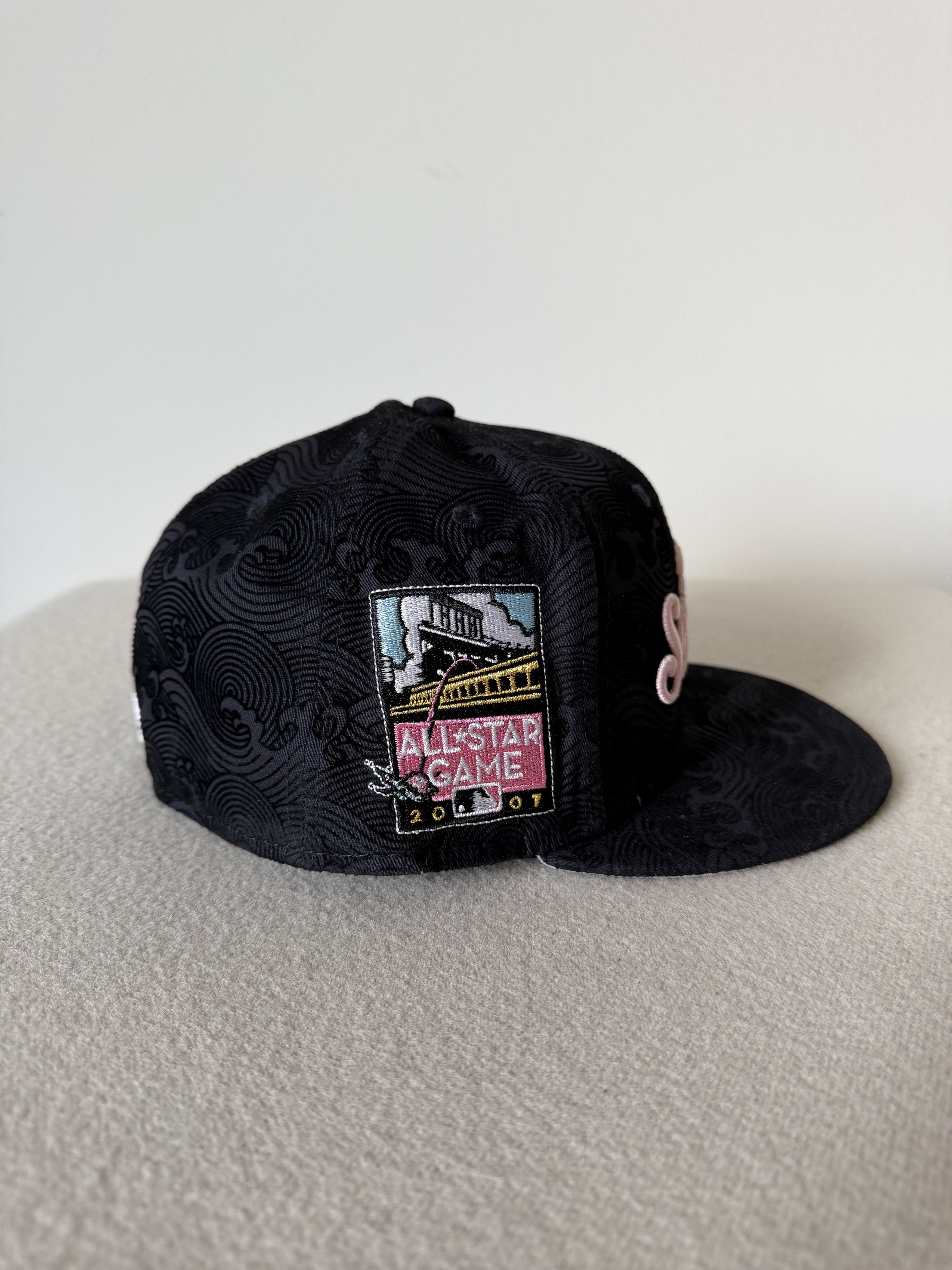 New Era 7 3/8 New Era Hat Club Giants Sakura 59FIFTY Fitted Hat Size ONE SIZE - 4 Thumbnail