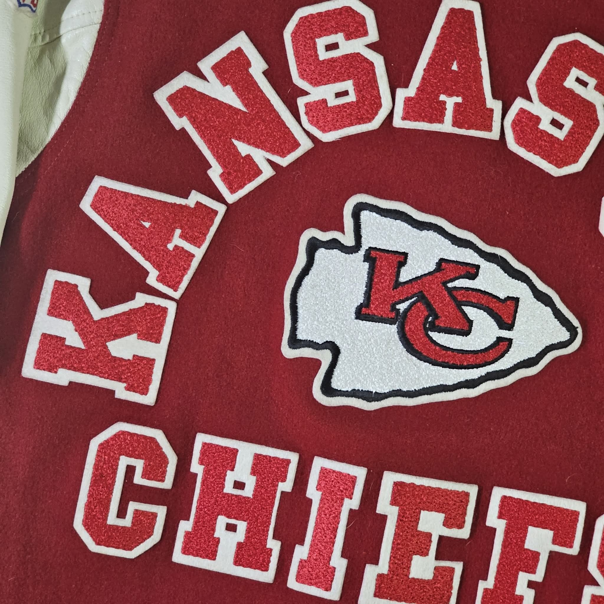Chalk Line Kansas City Chiefs Vintage 80s Chalk Line Varsity Jacket Size US S / EU 44-46 / 1 - 8 Thumbnail