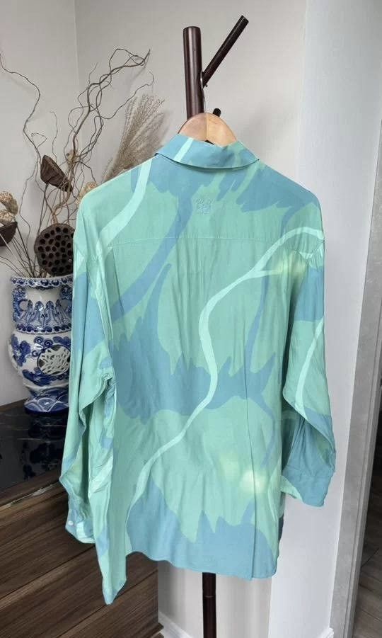 Loewe Spirited away shirt Size US M / EU 48-50 / 2 - 2 Thumbnail