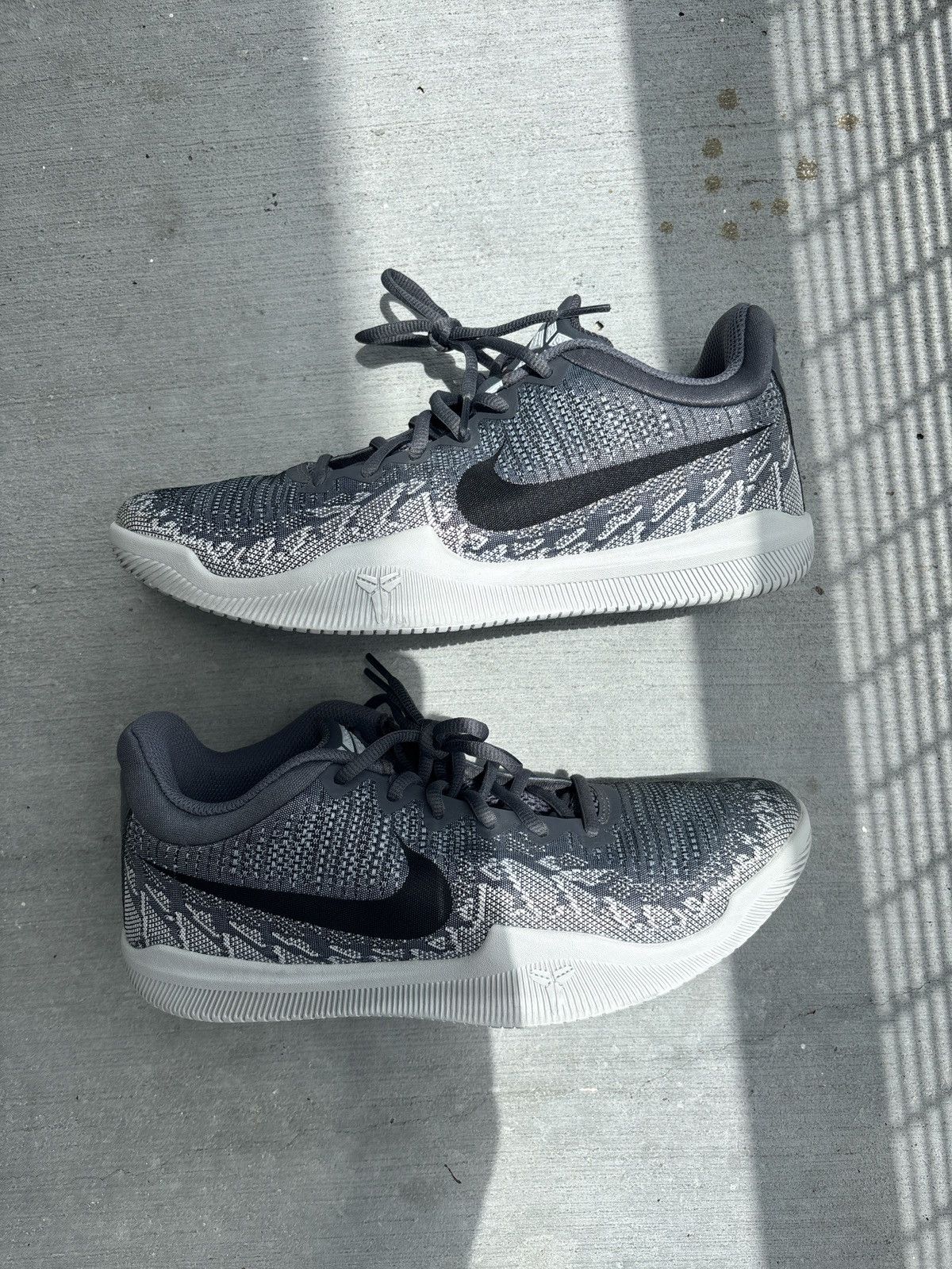 Nike Nike Mamba Rage Kobe Dark Grey Size US 8 / EU 41 - 6 Thumbnail