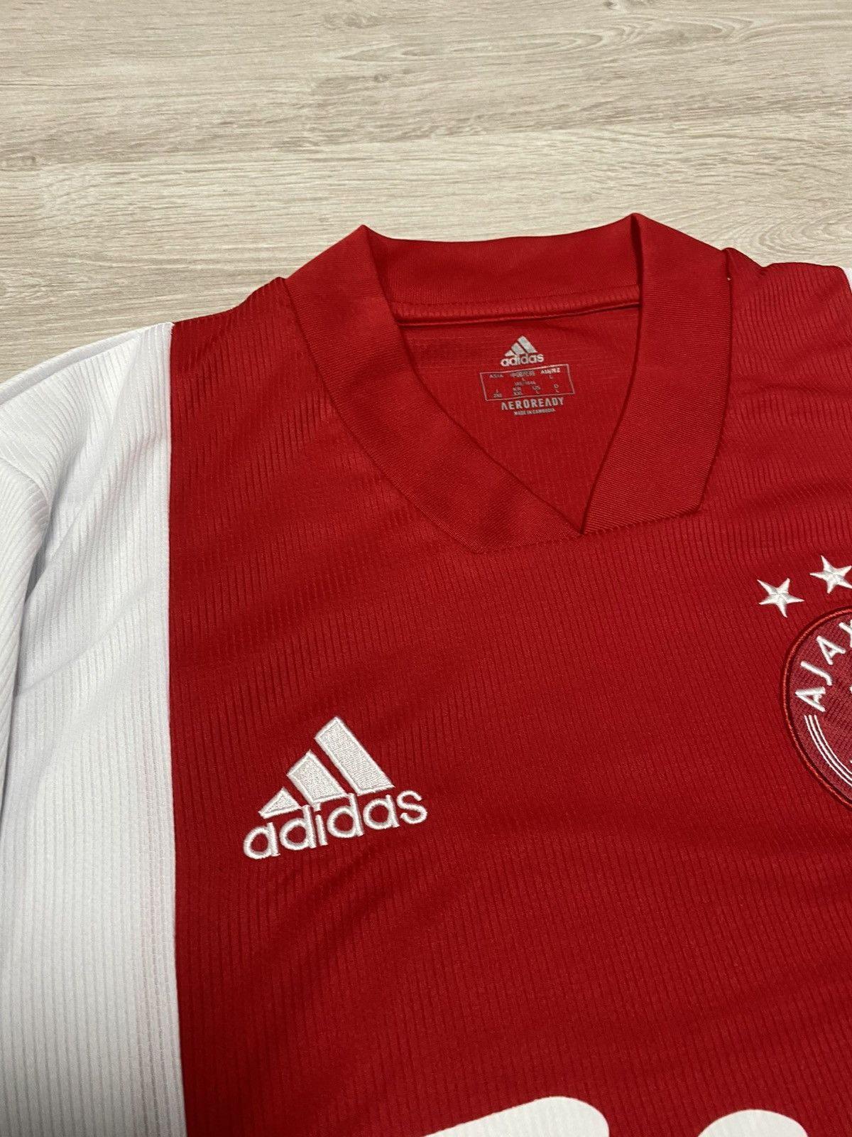 Adidas AJAX Amsterdam Adidas Jersey Patch Liga Champion size L Size US L / EU 52-54 / 3 - 4 Thumbnail