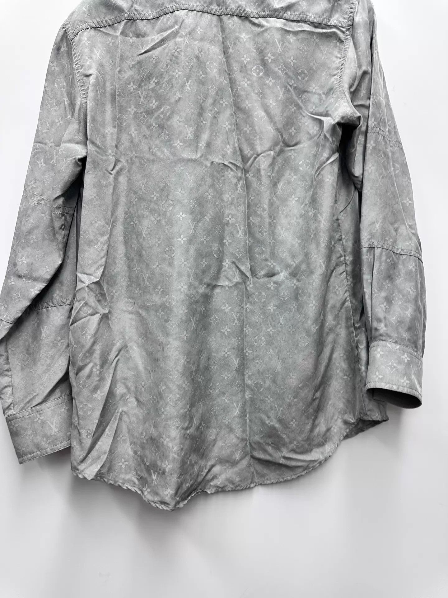 Louis Vuitton Louis Vuitton All Over Print Shirt 34 Size XS / US 0-2 / IT 36-38 - 6 Thumbnail