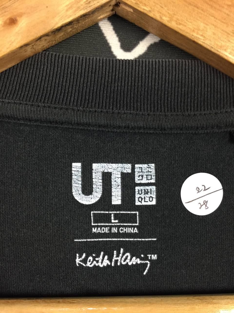 Keith Haring Uniqlo X Keith Haring Nothing Is An End Quote Pop Art Tee Size US L / EU 52-54 / 3 - 9 Thumbnail