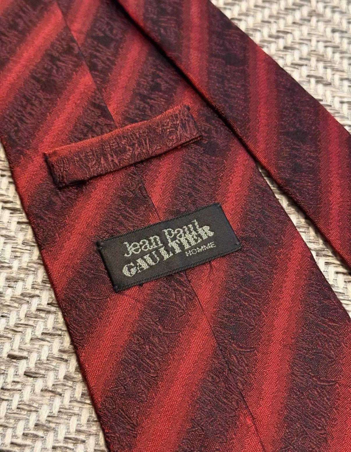 Jean Paul Gaultier Jean Paul Gaultier Wine Red Diagonal Stripe Logo Tie K24 Size ONE SIZE - 7 Thumbnail