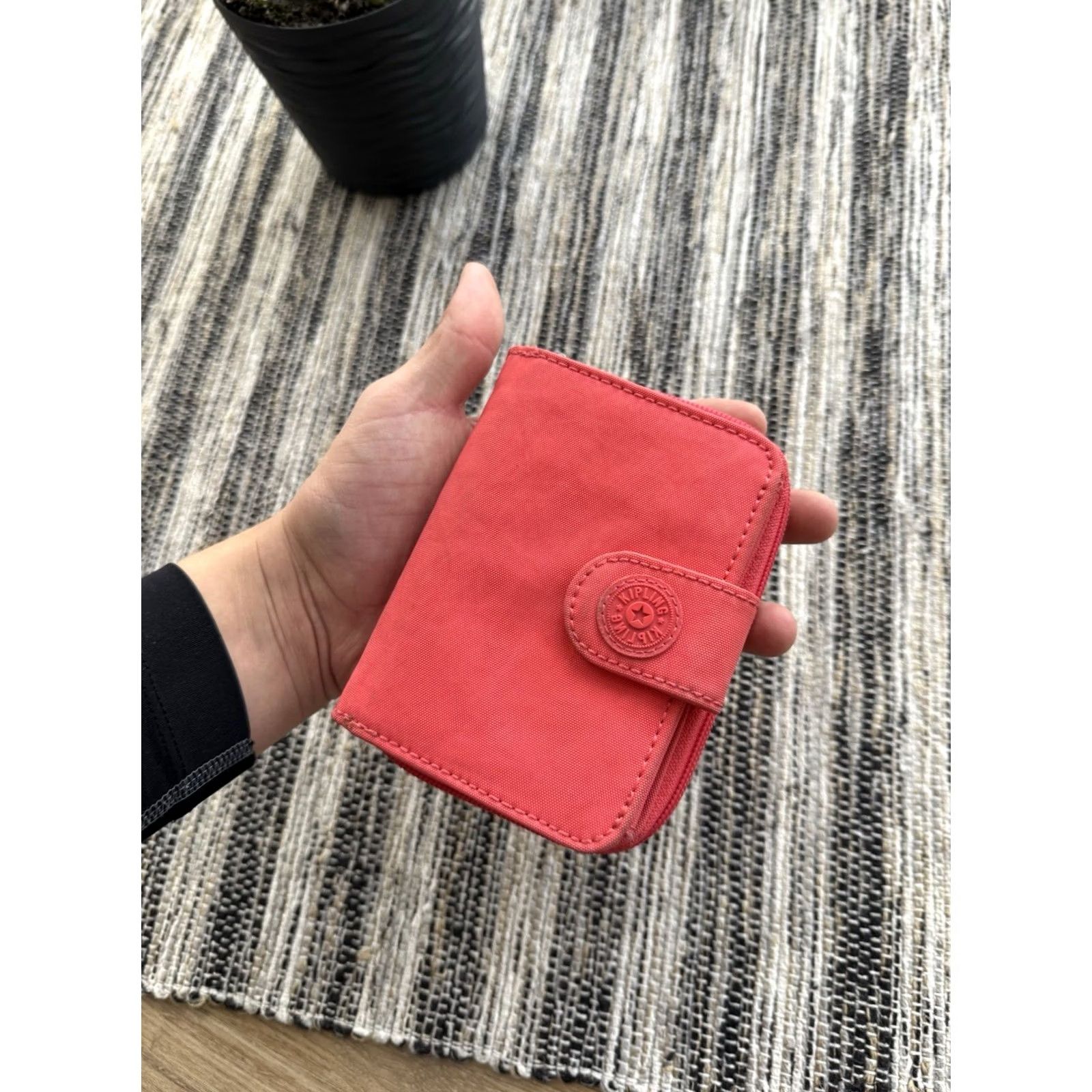 Vintage VINTAGE Kipling Wallet Unisex Wallet Denim Pink 90s Bohemian Hip Hop Streetwear Casual Gift Womens Mens Size ONE SIZE - 3 Thumbnail