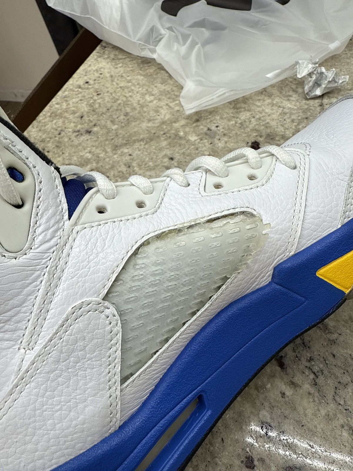 Jordan Brand Jordan 5 Retro Laney 2013 Size US 8 / EU 41 - 6 Thumbnail