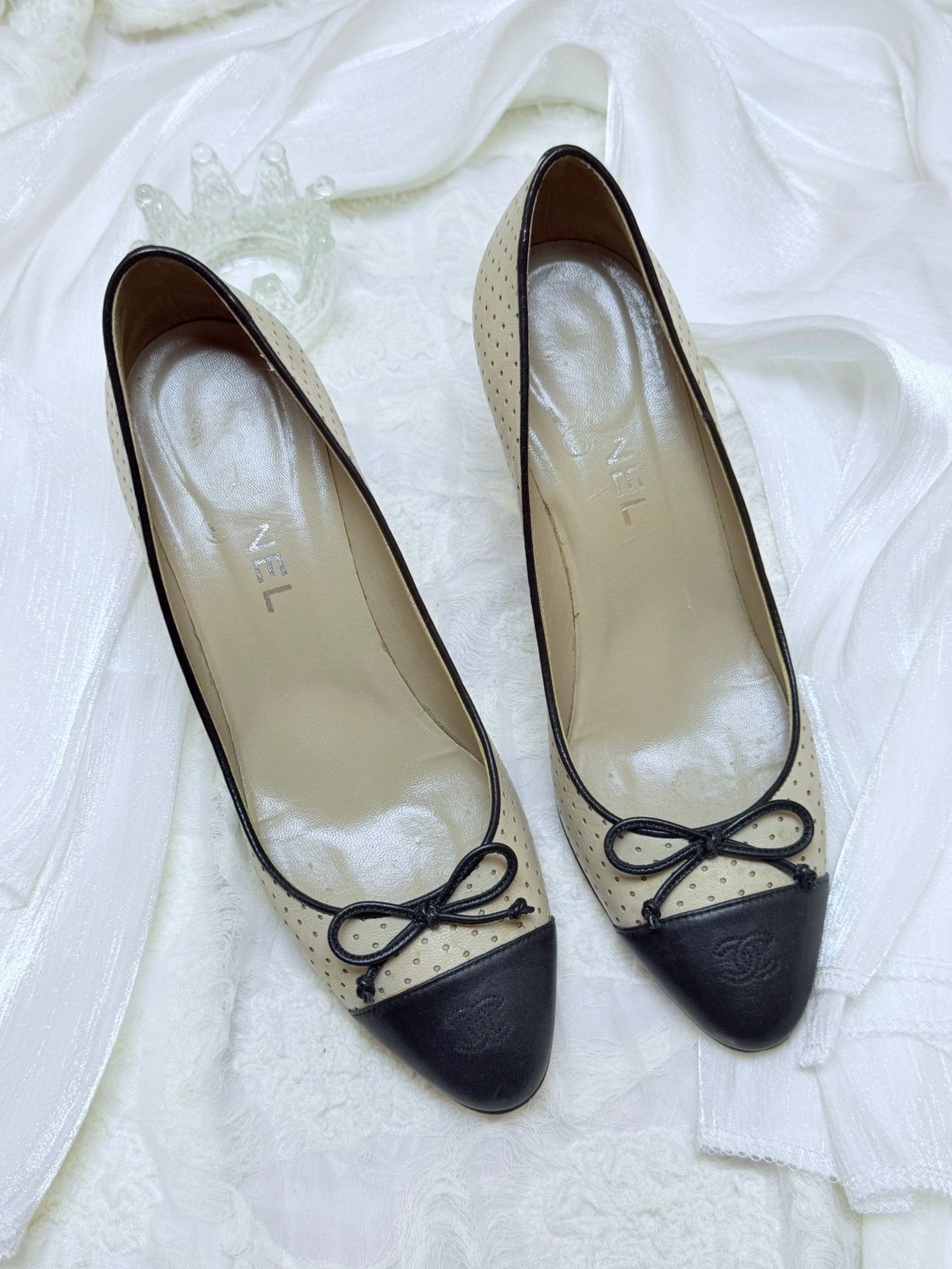 Chanel Chanel Multi Lowtop Sneakers us_7-5 Women Size US 7.5 / IT 37.5 - 1 Thumbnail