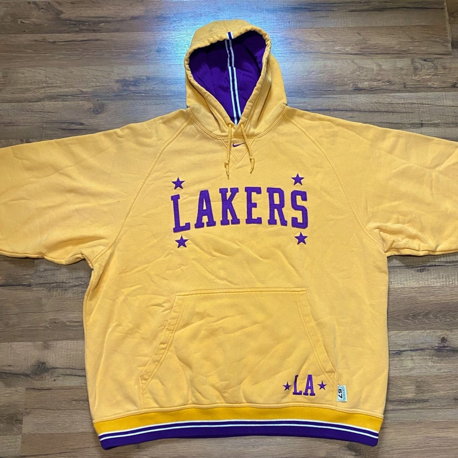 Nike 90s Nike LA Lakers Center Swoosh Hoodie Size US L / EU 52-54 / 3 - 3 Thumbnail
