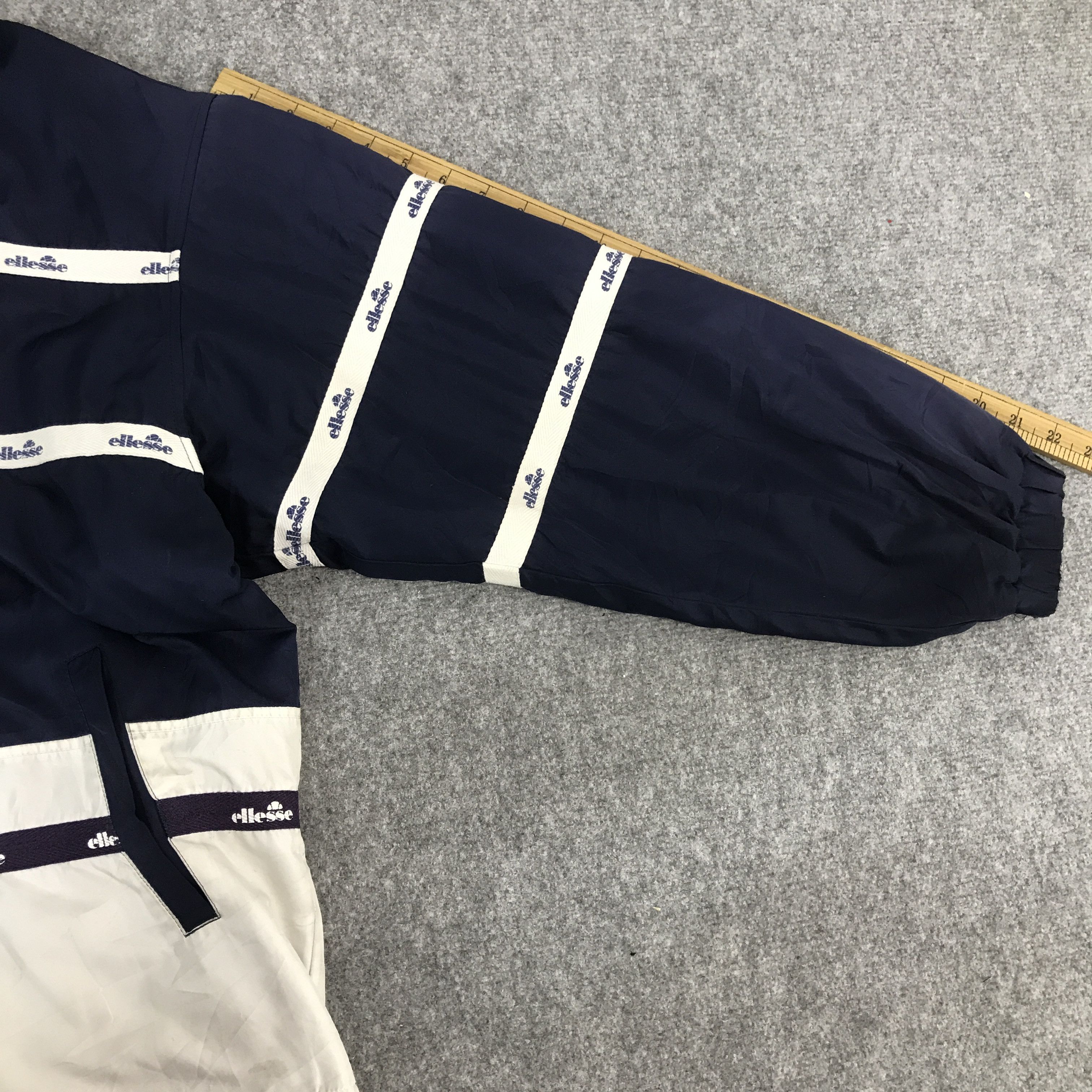 Ellesse ellesse Japan Dal 1959 Winter jacket Hoodie Size US L / EU 52-54 / 3 - 6 Thumbnail