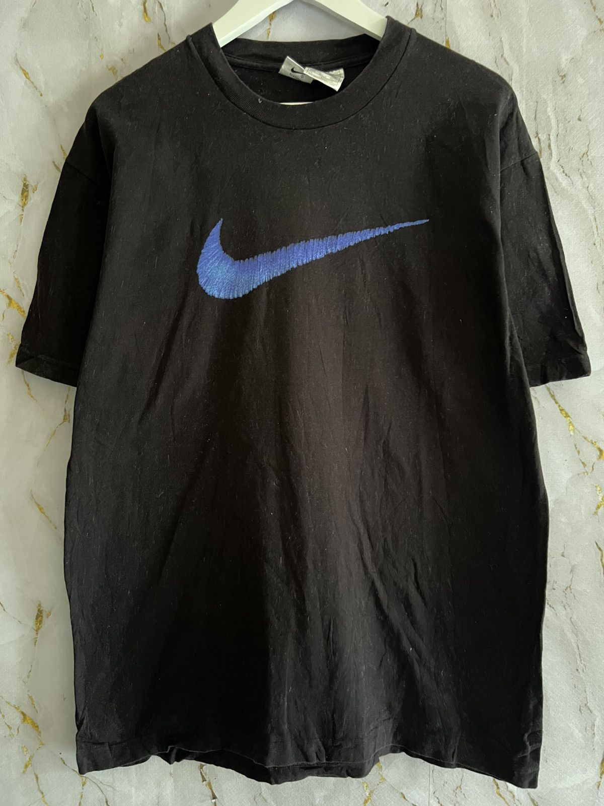 Vintage Vintage Nike Swoosh T-Shirt – Big Logo Graphic Tee Size US L / EU 52-54 / 3 - 1 Thumbnail