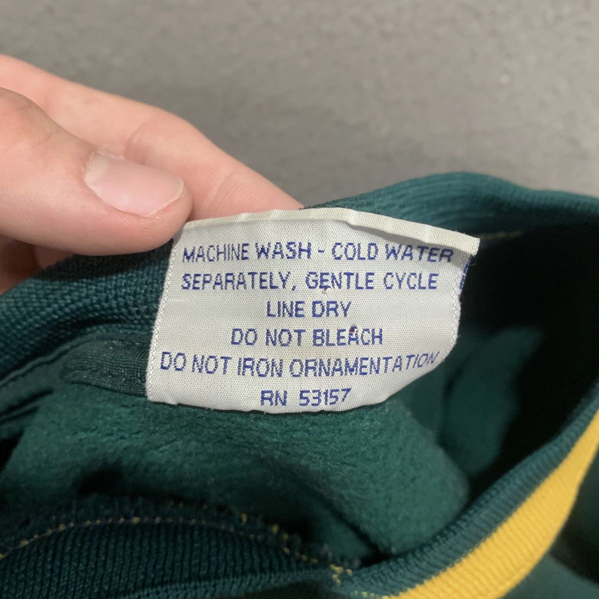 Majestic Vintage Green Bay Packers Majestic Sweater XL Green NFL 90s Size US XL / EU 56 / 4 - 7 Thumbnail