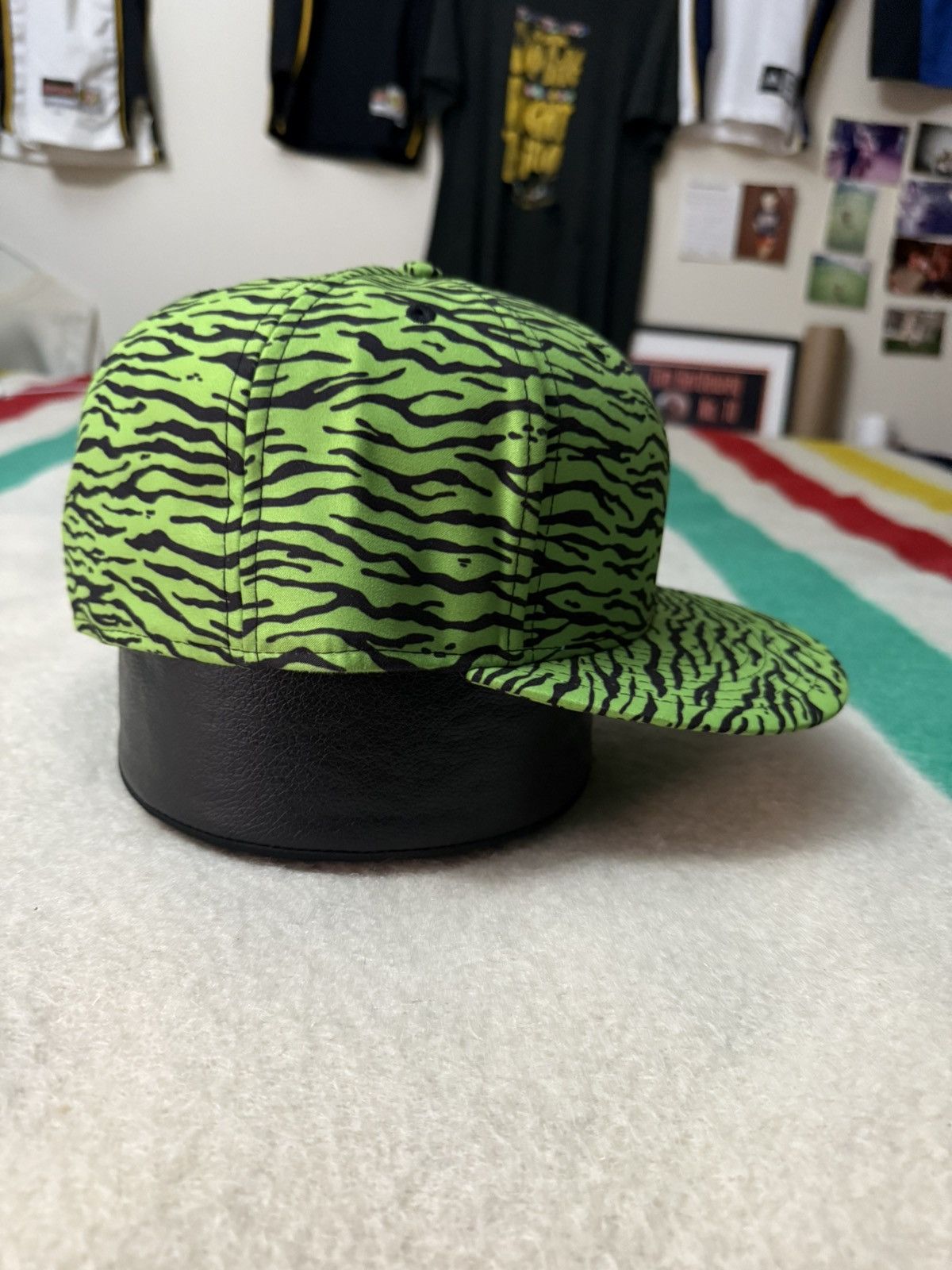Jeremy Scott 2013 Jeremy Scott New Era Green Tiger Stripe Hat Size 8 Size ONE SIZE - 4 Thumbnail