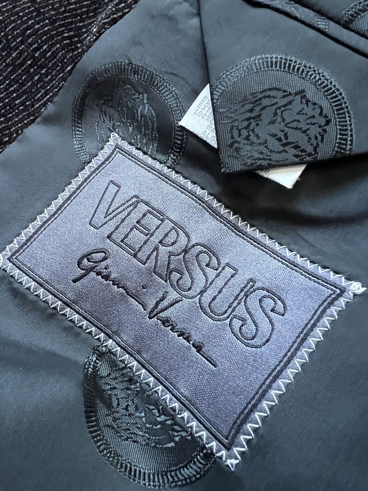 Versace Velvet VERSACE Blazer Jacket Size US M / EU 48-50 / 2 - 7 Thumbnail