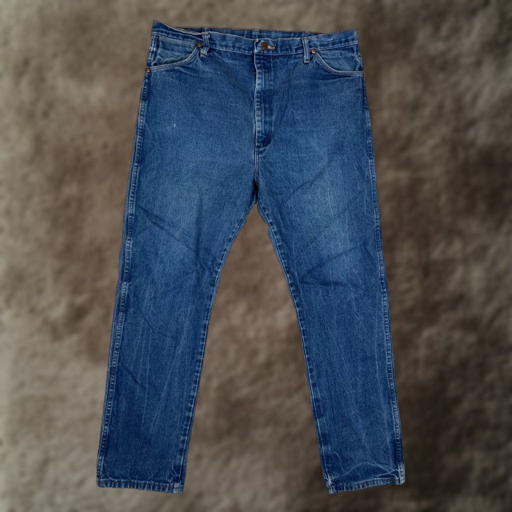 Wrangler VINTAGE Wrangler 13MWZ Blue Denim Jeans Regular Fit Cowboy Size 40x34 READ Size US 40 / EU 56 - 1 Thumbnail