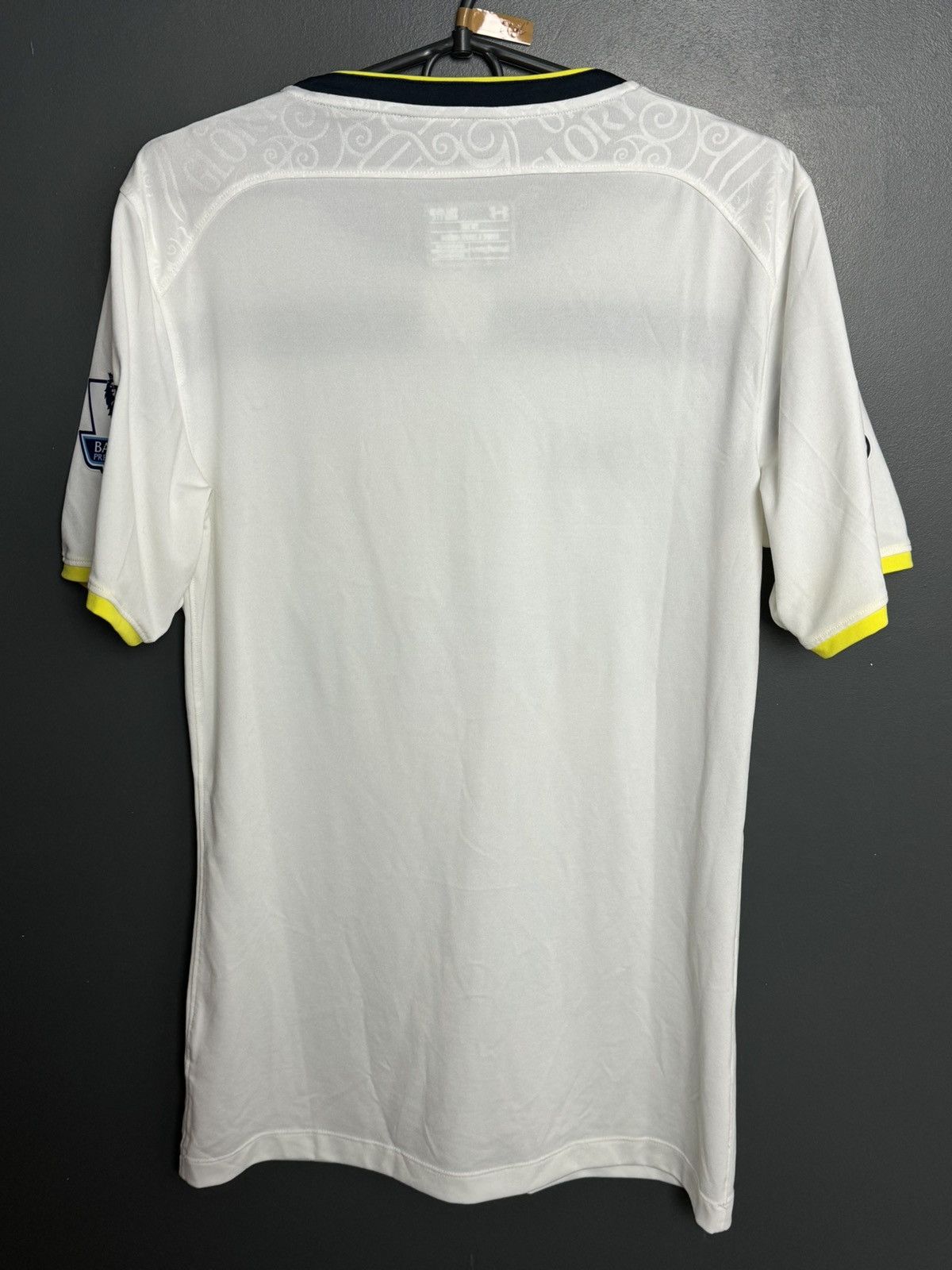 Under Armour Tottenham Hotspur 14/15 Home Football Jersey Size US S / EU 44-46 / 1 - 2 Thumbnail