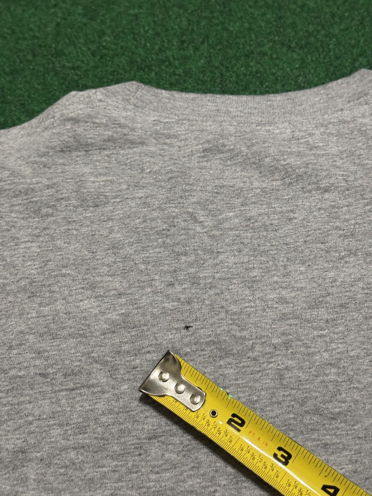 Majestic Yankees Majestic Vintage Y2K New York Gray Large T Shirt Size US L / EU 52-54 / 3 - 9 Thumbnail