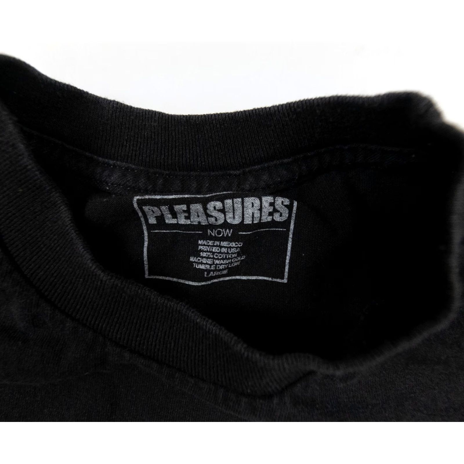 Pleasures Pleasures Shirt Mens Large Black Streetwear Graphic Tee Pot Head Crewneck Adult Shirt Mens Large Black Streetwear Graphic Tee Pot Head Crewneck Adult Size US L / EU 52-54 / 3 - 4 Thumbnail