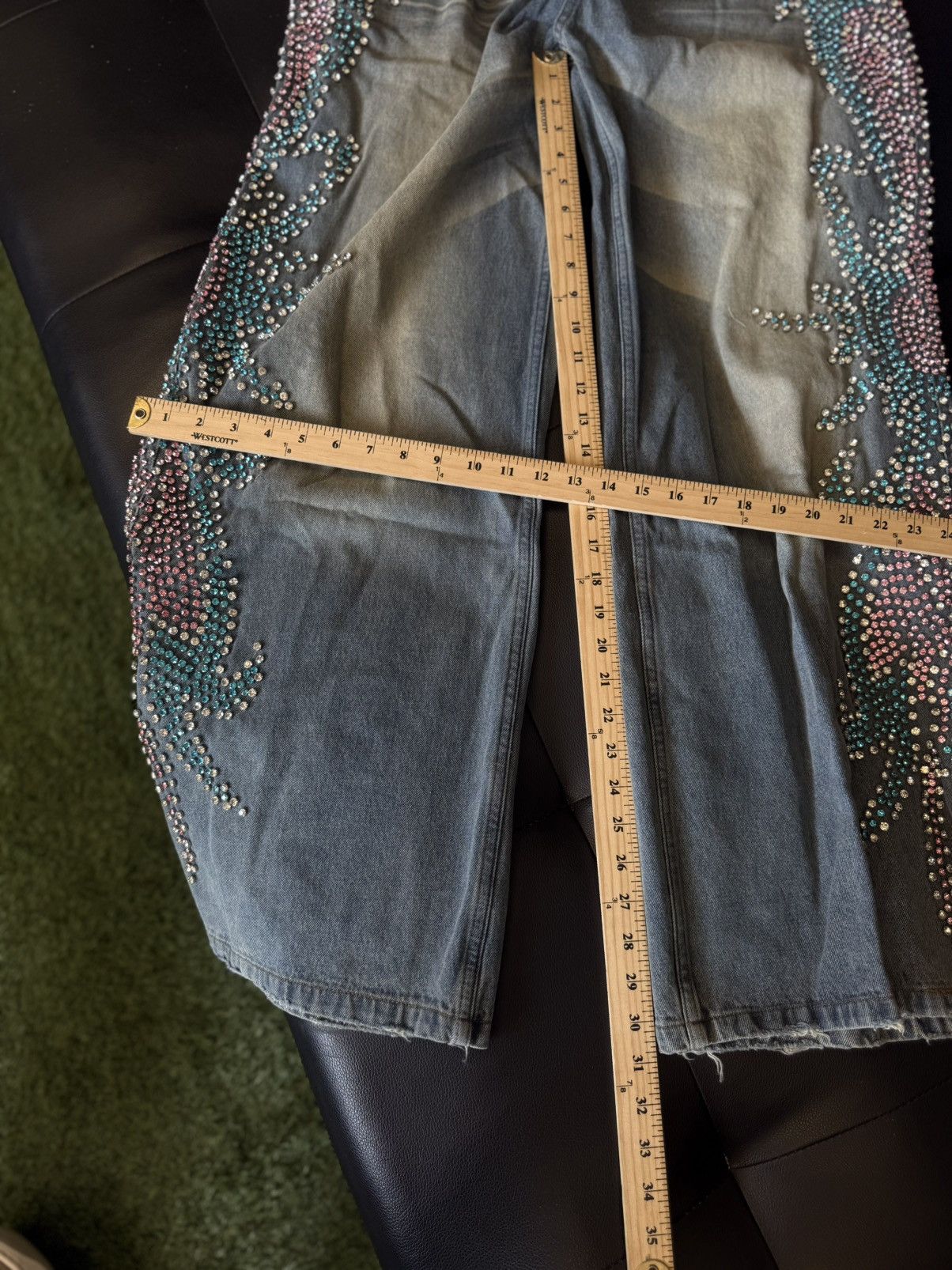 Vale Valley Stone Crystal Rhinestone Baggy Blue Jeans Size 32 Size US 32 / EU 48 - 11 Thumbnail
