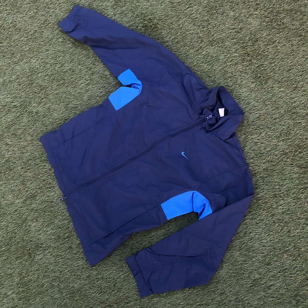 Umbro × Vintage Nike light weight/ wind breaker jacket Size US M / EU 48-50 / 2 - 4 Thumbnail