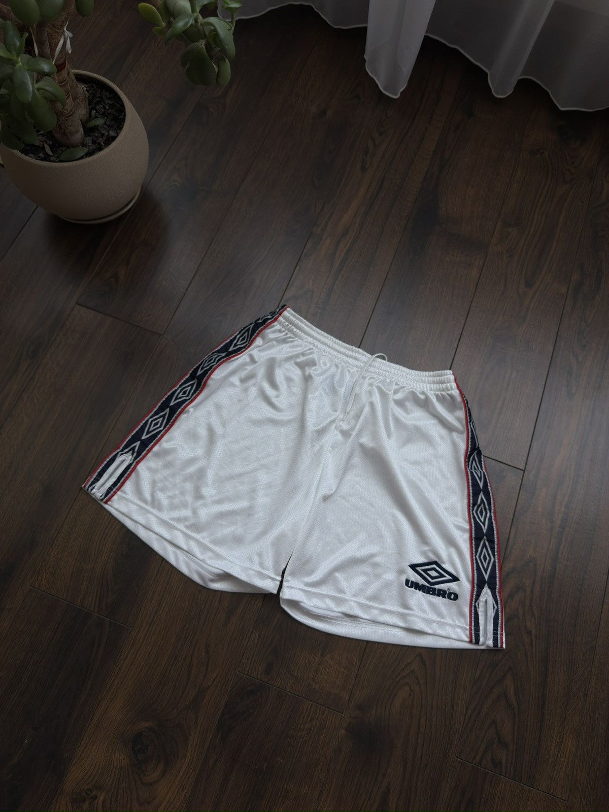 Umbro Umbro Vintage Shorts Big Logo Retro Rare Size US 34 / EU 50 - 2 Thumbnail