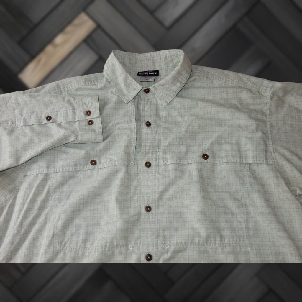 Patagonia Patagonia Shirt Button-Up Long Sleeve M Men Green Cotton Blend Size US M / EU 48-50 / 2 - 1 Thumbnail