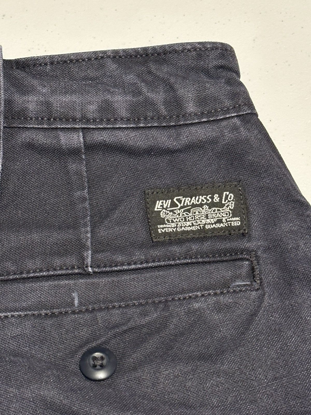Levi's Vintage Levis Black Cargo pants Size US 31 - 6 Thumbnail