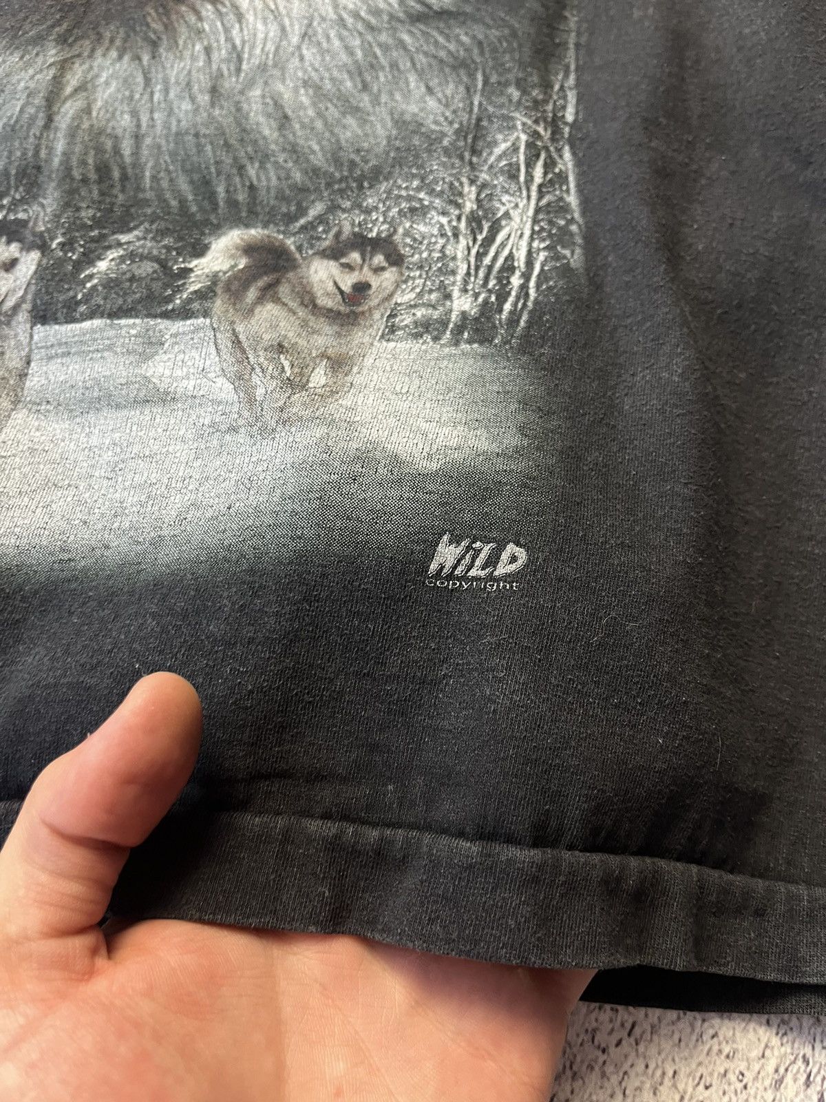 Vintage Vintage Wolf streetwear animal tee size L Size US L / EU 52-54 / 3 - 7 Thumbnail