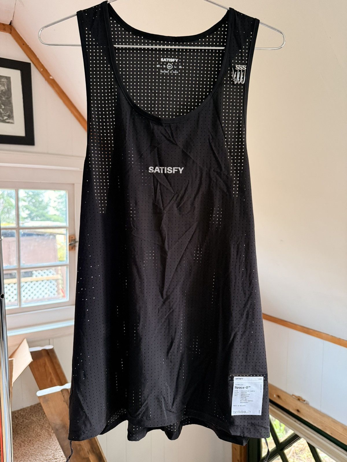 Satisfy Satisfy Space-O Singlet Size Medium Size US M / EU 48-50 / 2 - 1 Thumbnail