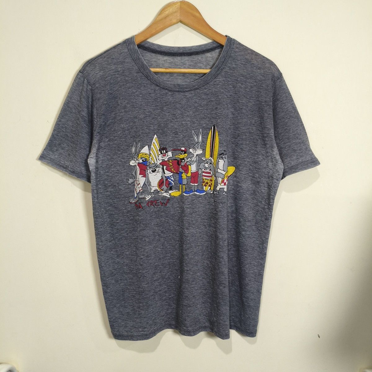 Vintage Vintage 1990s Looney Tunes Windsurf Graphic t-shirt Size US M / EU 48-50 / 2 - 1 Thumbnail
