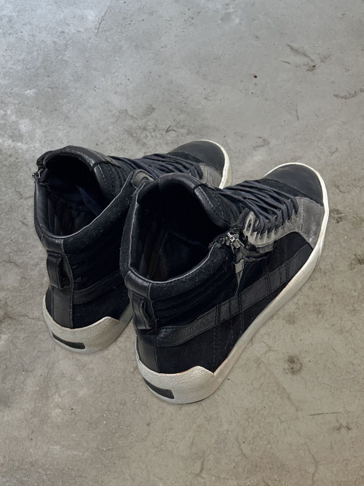 Diesel (FW17) D-STRING PLUS HI TOP Size US 10 / EU 43 - 9 Thumbnail