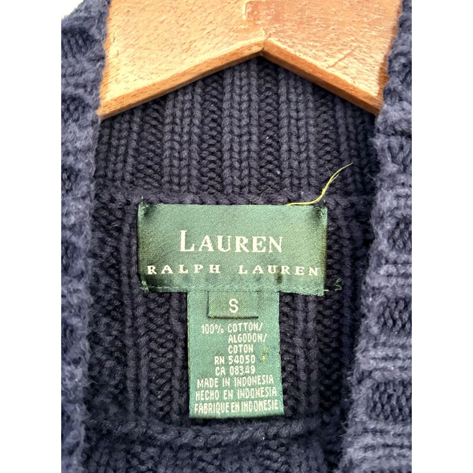 Polo Ralph Lauren VINTAGE Polo Ralph Lauren Boys Cable-Knit Navy Sweater Vest V-Neck Sleeveless sz Small Blue Cotton 1990s Boys Size S / US 4 / IT 40 - 5 Thumbnail