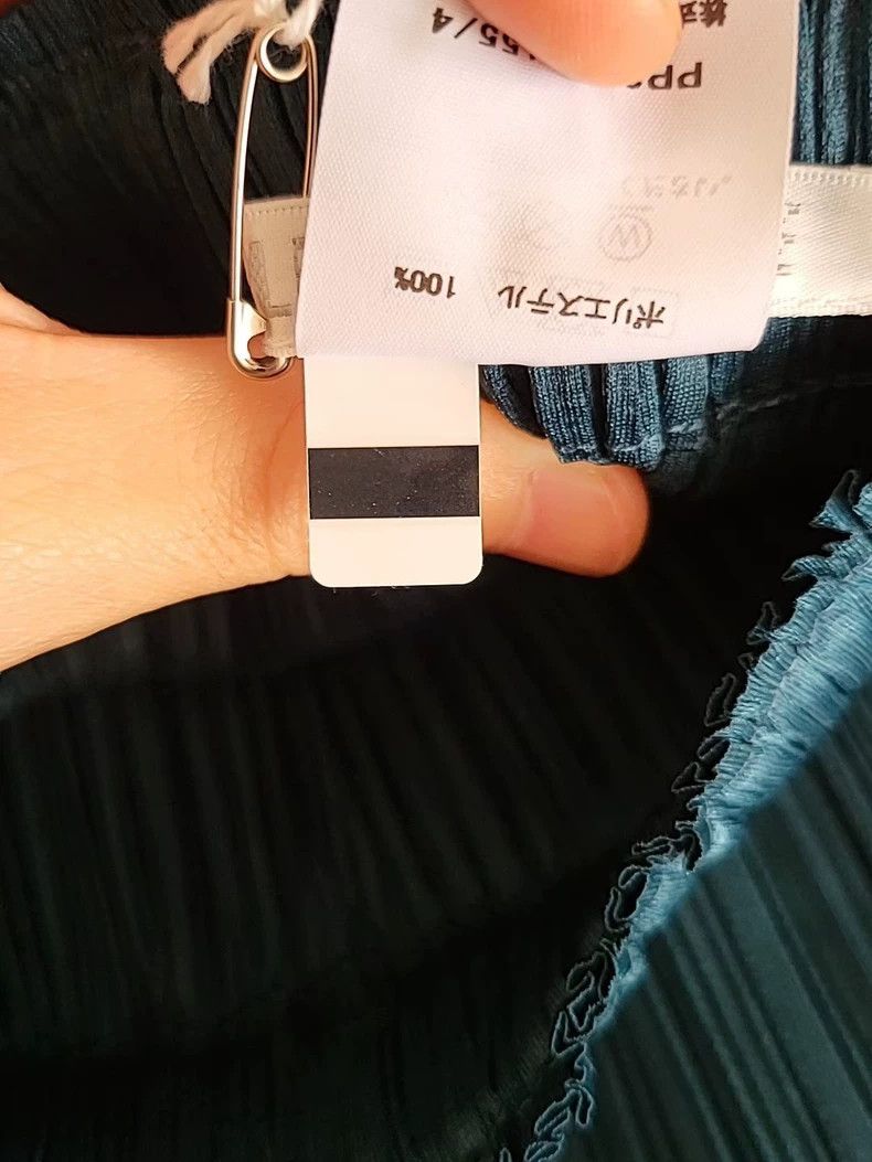 Issey Miyake Issey Miyake Dark green pleated skirt Size 26" / US 2 / IT 38 - 6 Thumbnail