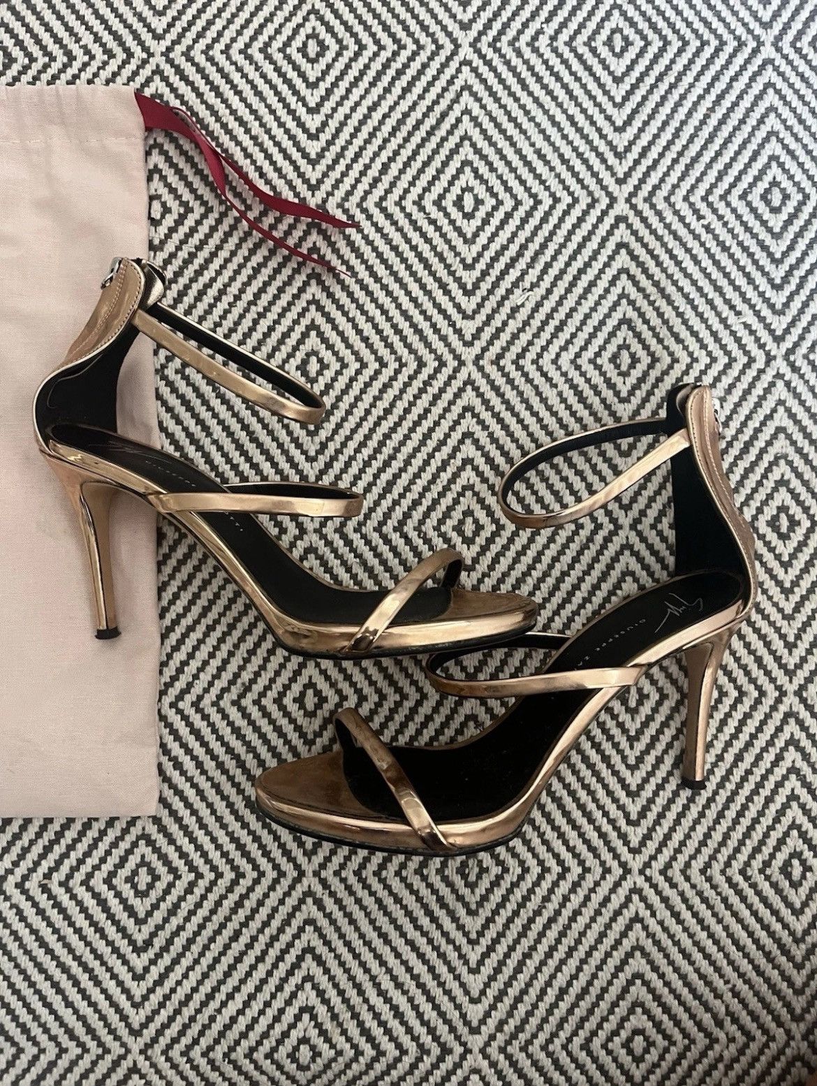 Sergio Rossi Sergio Rossi Rose Gold Heels Size US 7 / IT 37 - 2 Thumbnail