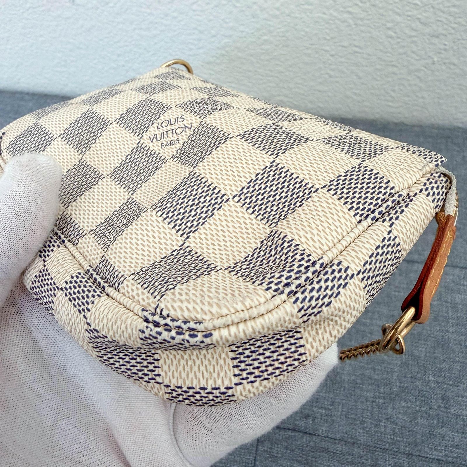 Louis Vuitton Authentic Louis Vuitton Damier Azur Mini Pochette Size ONE SIZE - 6 Thumbnail