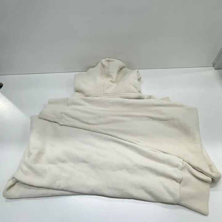 Gucci Gucci Gucci Logo Print Hoodie for Men -2506 Size US M / EU 48-50 / 2 - 5 Thumbnail