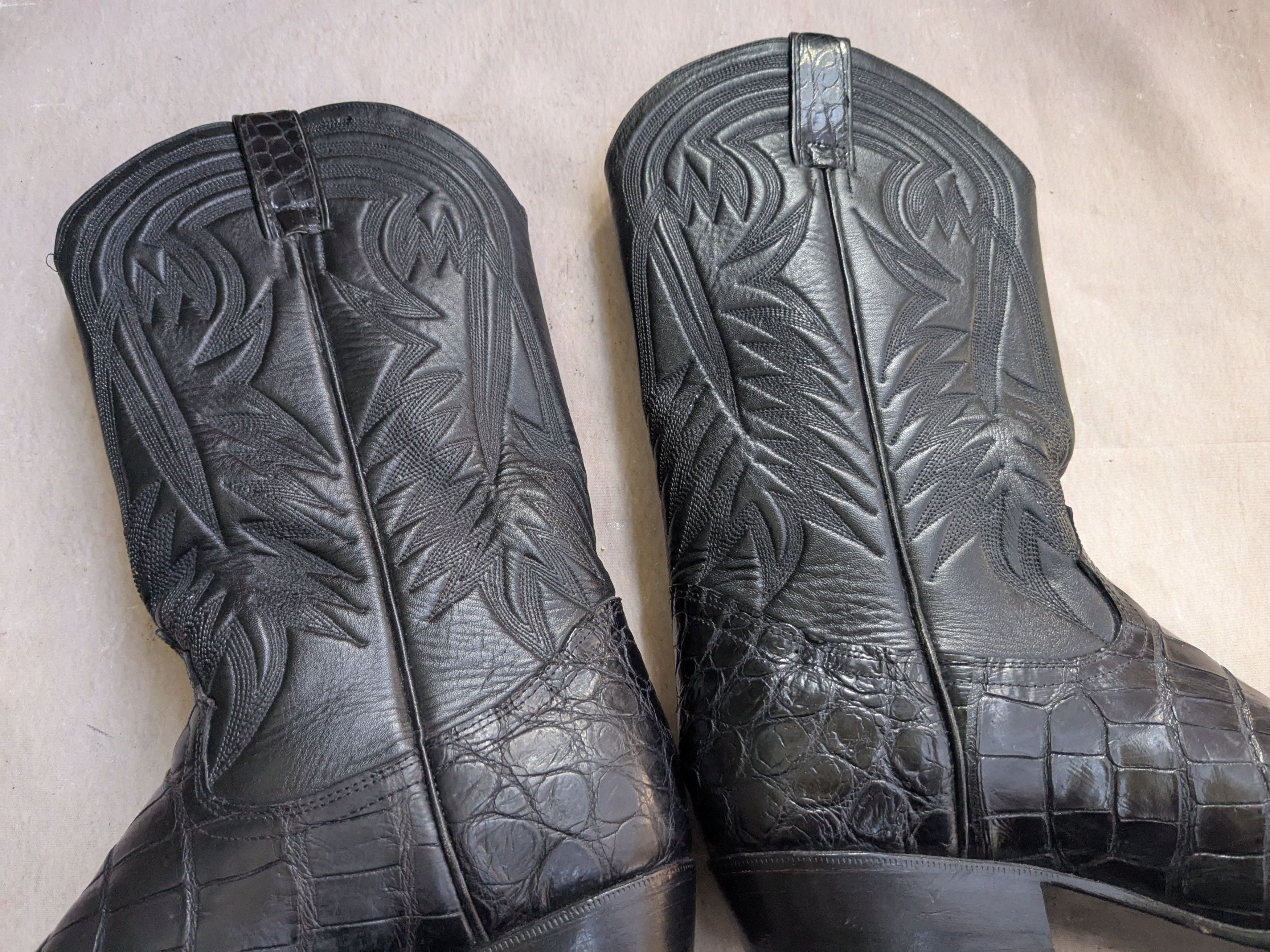 Genuine Leather Vintage Cowboy Boots Black Alligator Leather 9 Crocodile Size US 9 / EU 42 - 8 Thumbnail