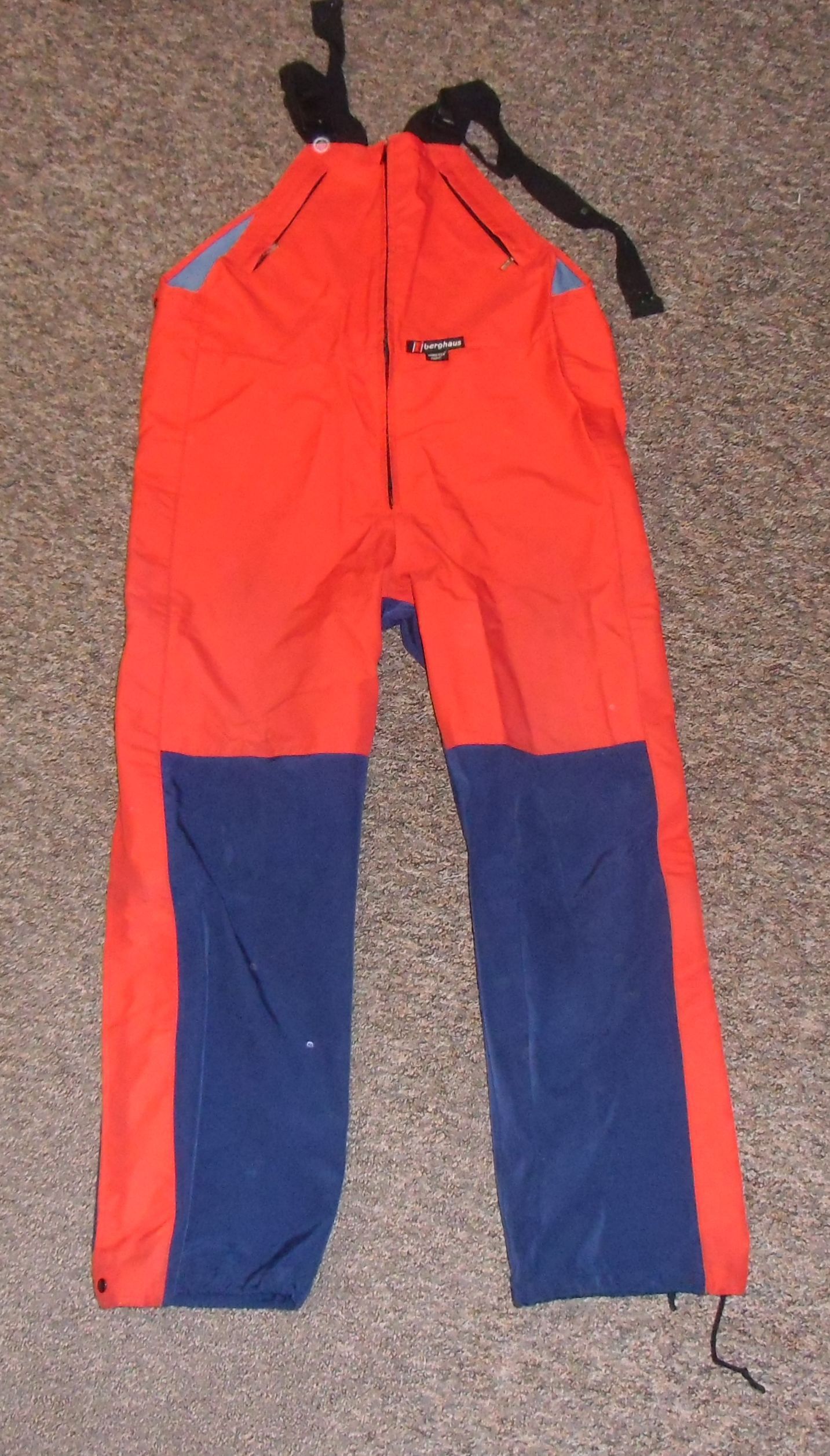 Berghaus VTG Berghaus Extrem Gore-Tex Salopettes. DEFECT! Made: UK. L Size US 36 / EU 52 - 1 Thumbnail