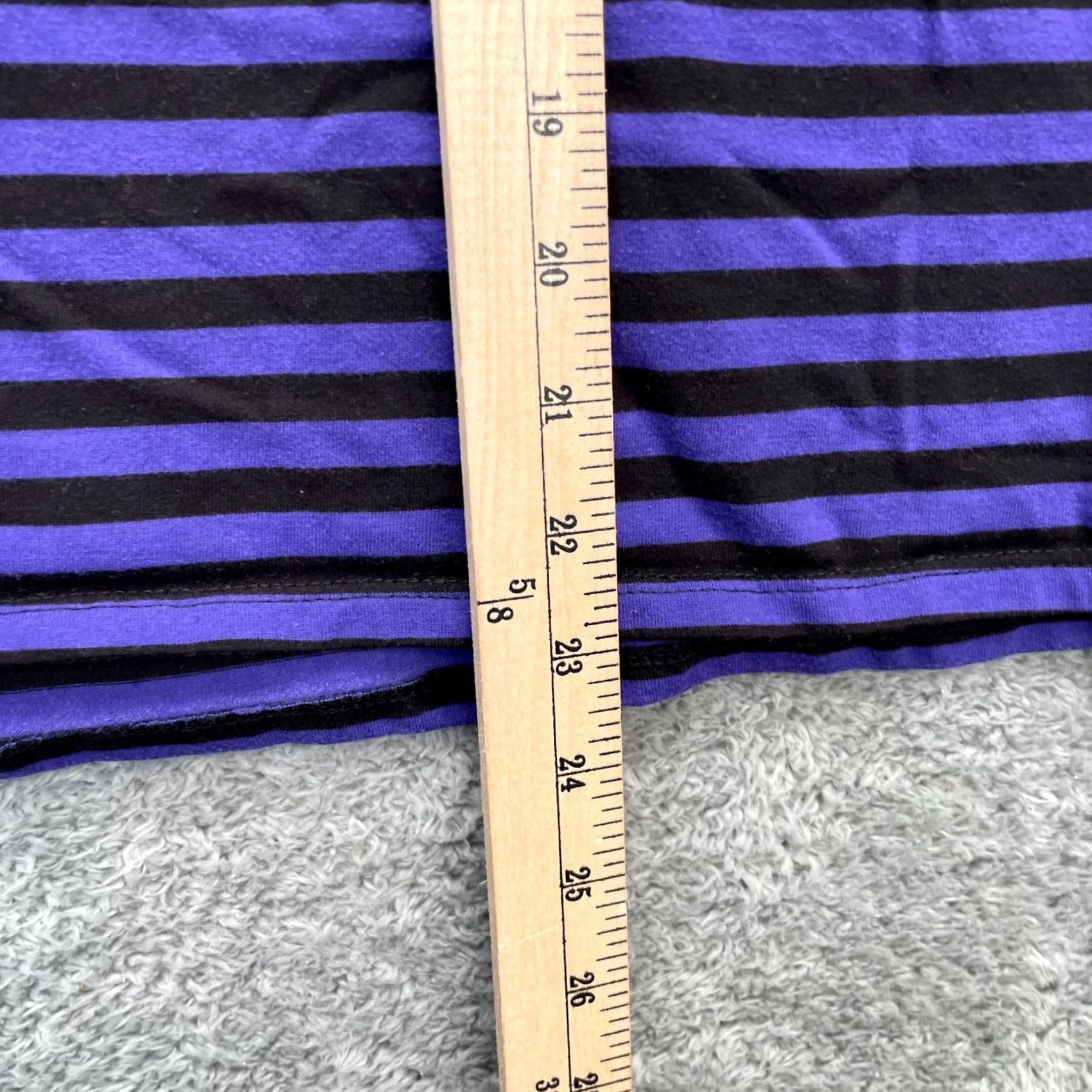Disney Disney Shirt Womens 2XL Purple Her Universe Hocus Pocus Striped Logo Embroidered Size XXL / US 16-18 / IT 52-54 - 6 Thumbnail