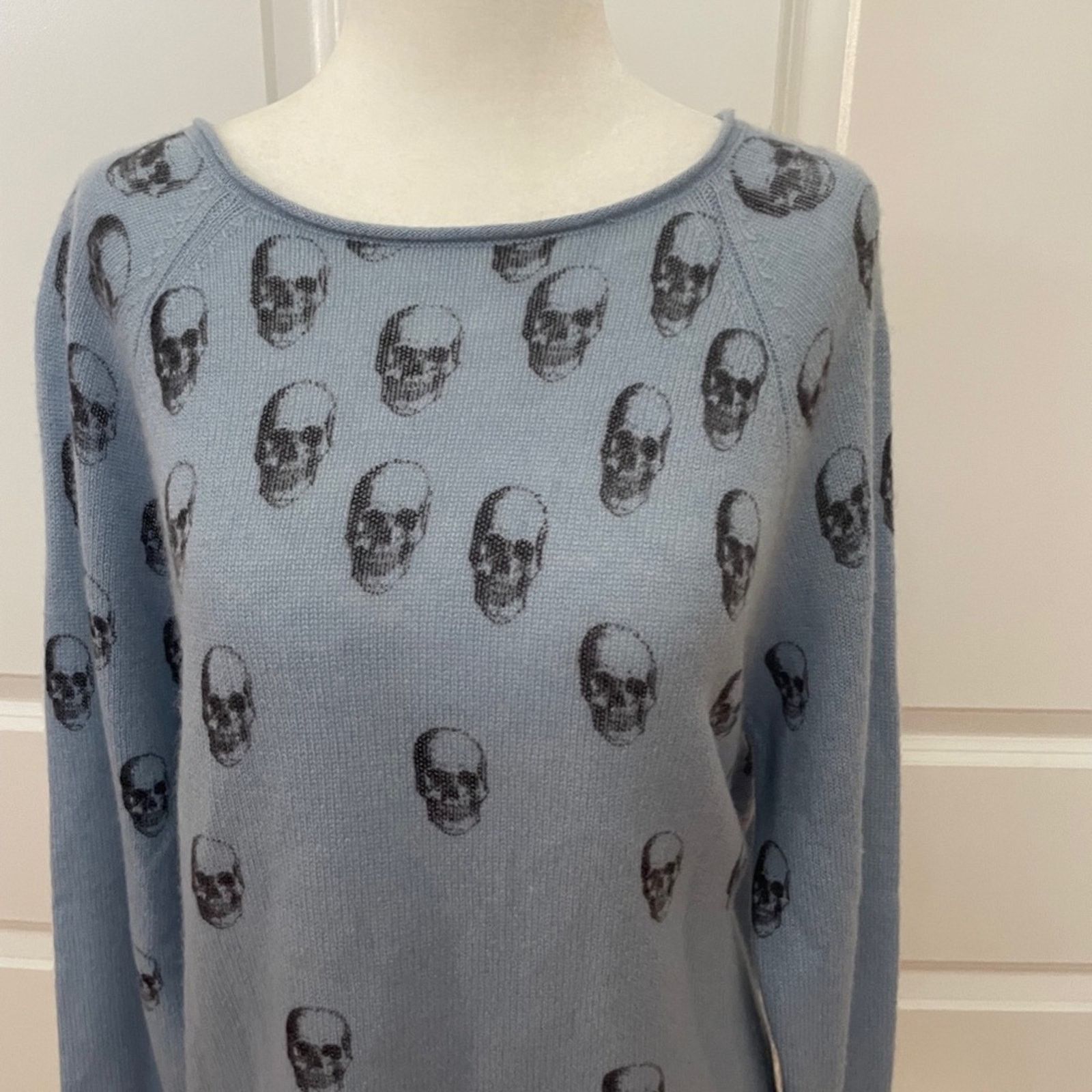 360Cashmere Amie Skull Cashmere Sweater from 360 cashmere Size S / US 4 / IT 40 - 6 Thumbnail
