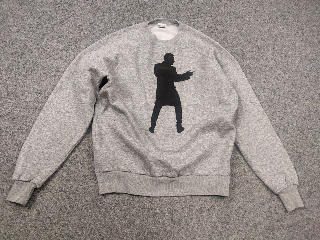 Vintage Vintage 1989 Tom Jones World Tour Logo Crew chek Sweatshirt Size US M / EU 48-50 / 2 - 3 Thumbnail