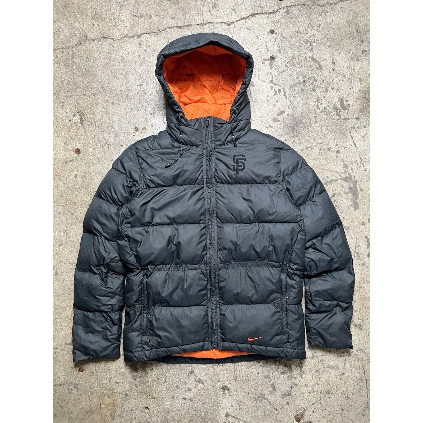 Nike 2009 Nike SF Giants Puffer Down Jacket, Black/Orange Women’s Size S / US 4 / IT 40 - 1 Thumbnail