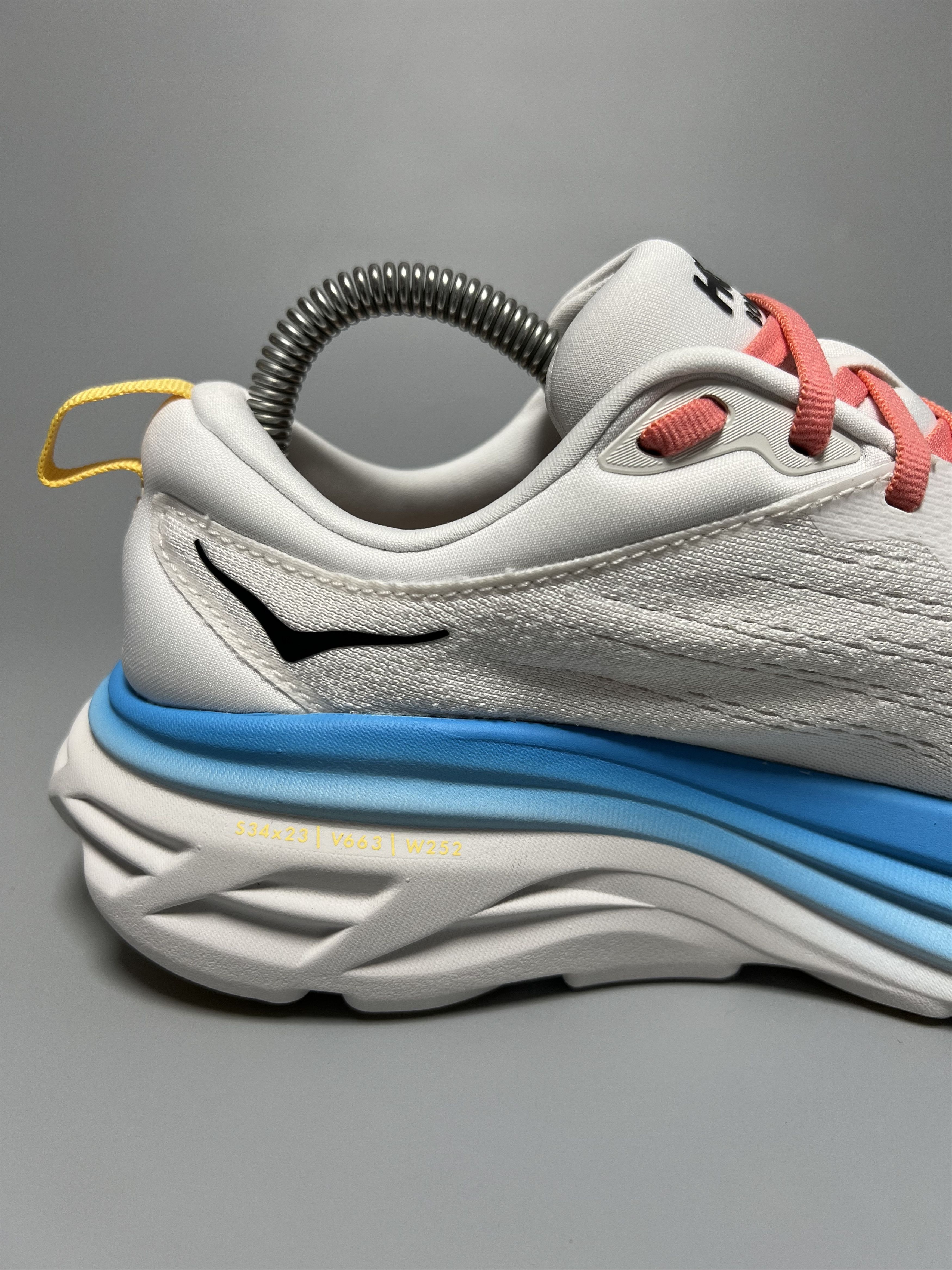 Hoka 6.5B Hoka One One Bondi 8 Running Shoes Walking Gym Size US 6.5 / IT 36.5 - 6 Thumbnail