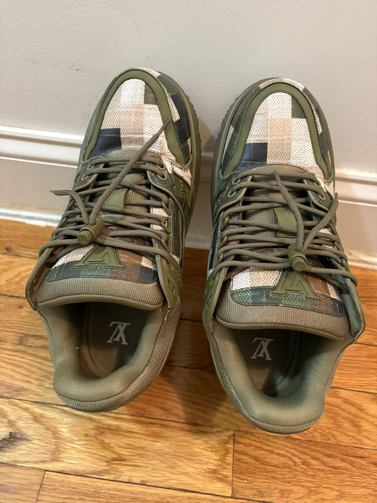 Louis Vuitton LV Maxi Trainer Size US 9 / EU 42 - 4 Thumbnail