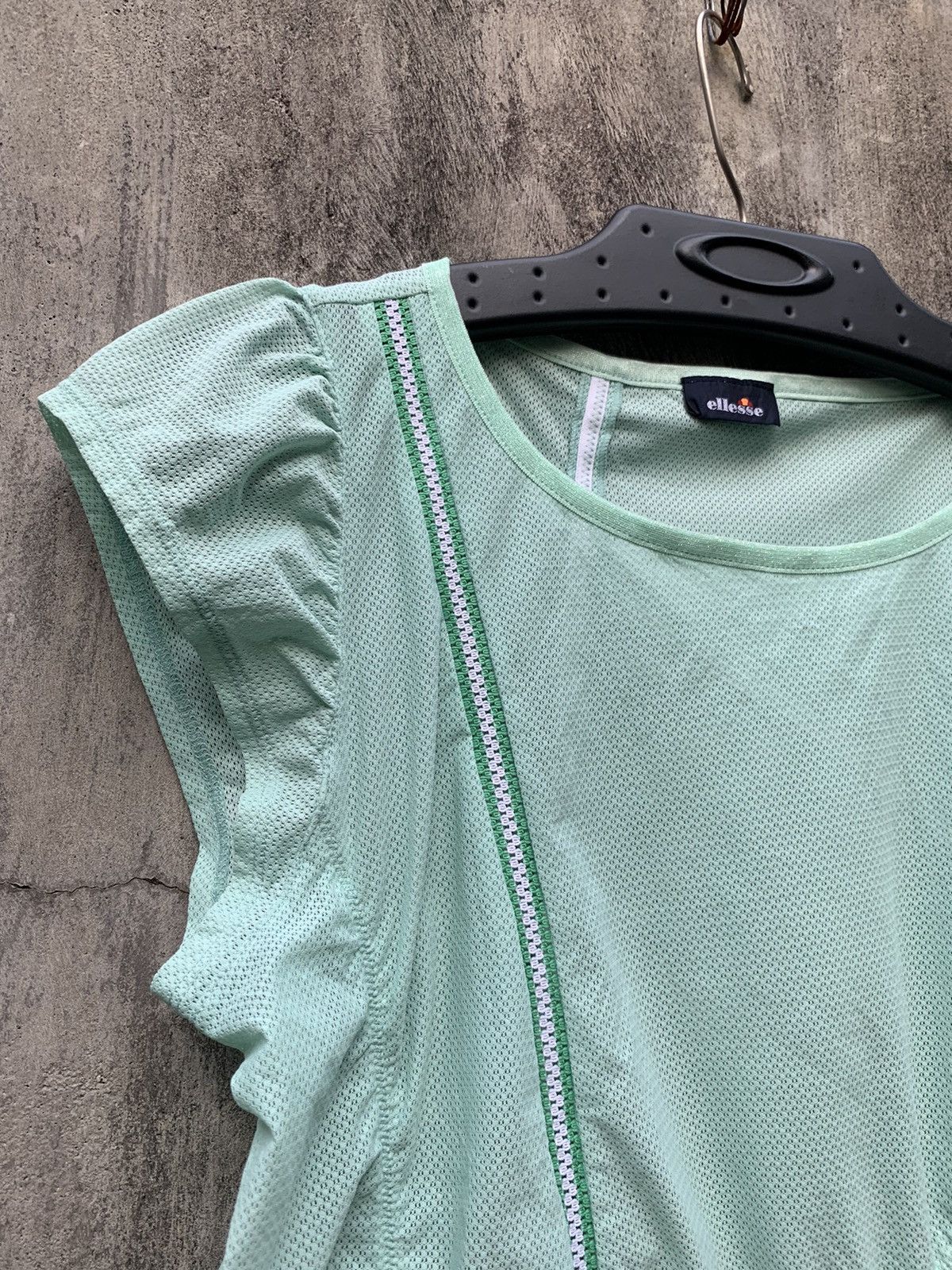 Ellesse Vintage Ellesse Sport Tennis Tank Top Jersey Size L / US 10 / IT 46 - 3 Thumbnail